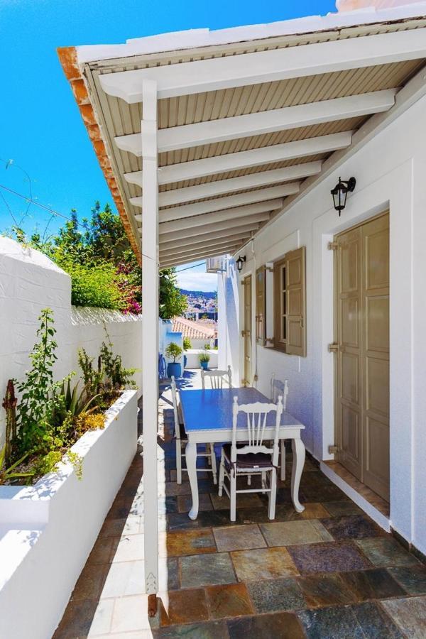 Aria House Villa Spetses Town Luaran gambar